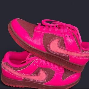 Women's Pink Athletic Shoes